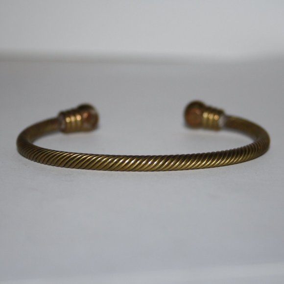 Vintage Jewelry - Vintage brass cuff bracelet 7-7.5"